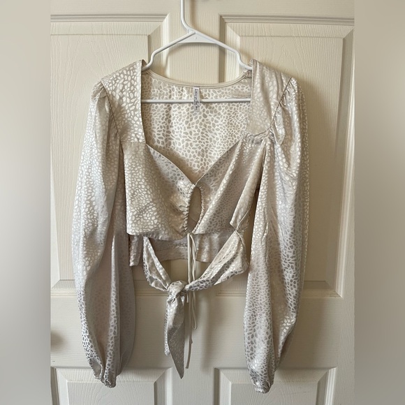 Lucy in the Sky long-sleeve top - Picture 1 of 4